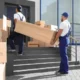 movers boxes stairs 80x80